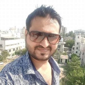 Meet your Posher, Keyur